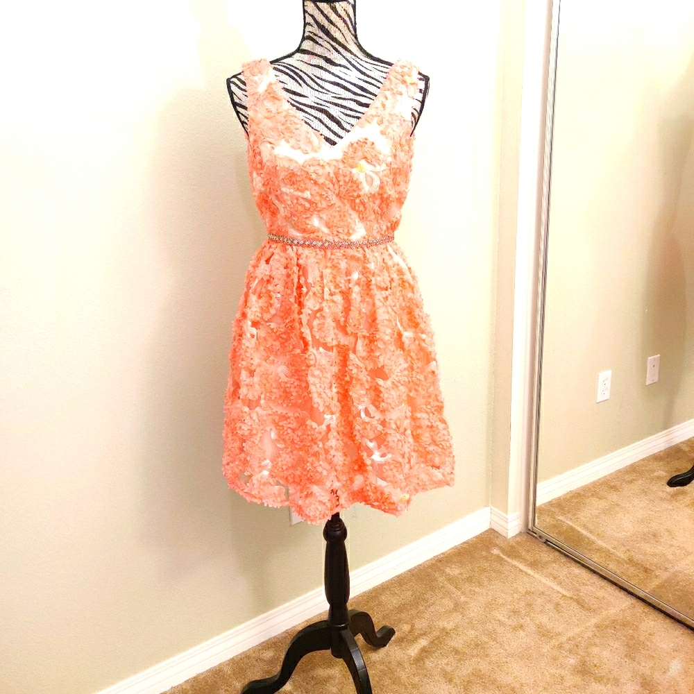 Jun & Ivy Flower dress